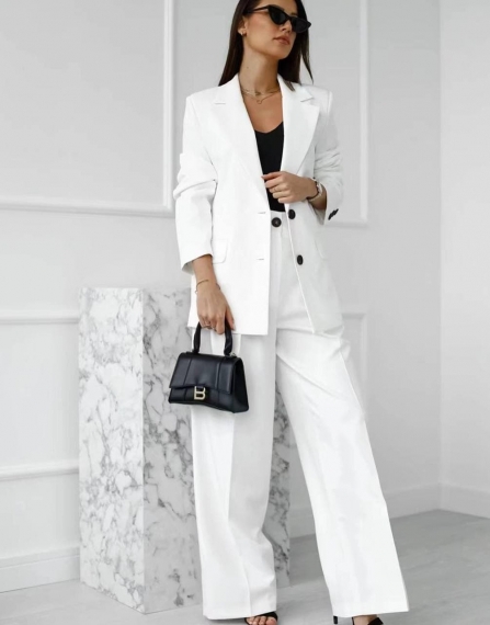 Дамски комплект сако и панталон 6356 бял