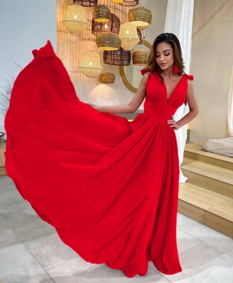 Дамска едноцветна дълга рокля 56460 червен