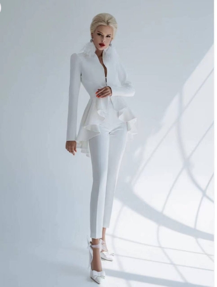 Дамски комплект сако и панталон X6911 бял