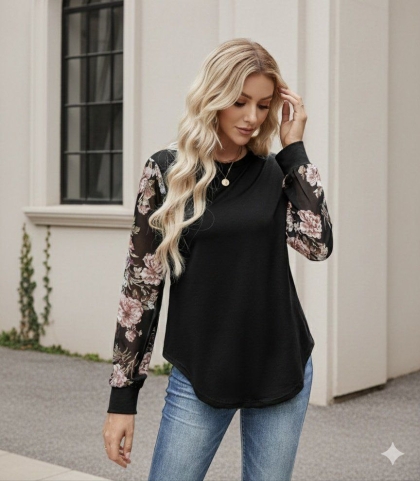 дамска блуза с дантела и цветя по ръкавите J71335