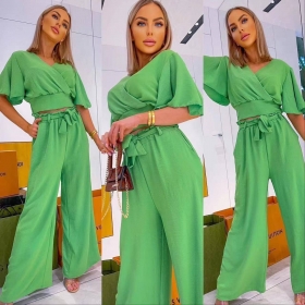 Дамски комплект блуза и панталон 4170 светло зелен 