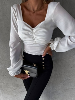 Дамска ефектна блуза 22906 бял