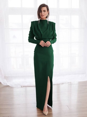 Дамска дълга рокля с цепка K09500 зелен