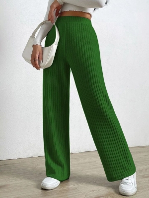Дамски свободен панталон AR3306 зелен