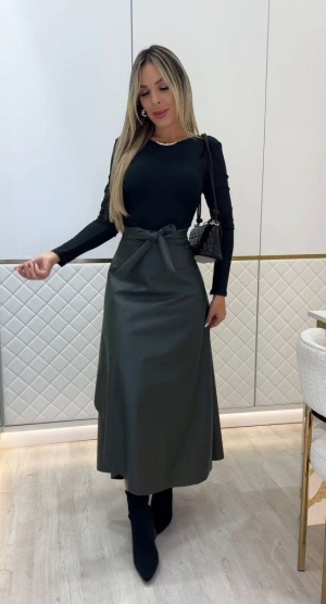 дамска пола еко кожа с колан на талията J71349