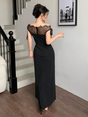 дамска рокля елегантна с дантела на бюста J10018 черен