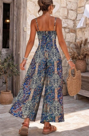  Дълъг гащеризон с презрамки, V-образно деколте и джобове, с шарки J12040