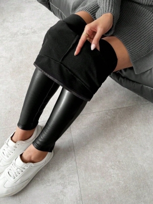 👗 Клин от лъскава кожа с висока талия и кант от  полар  J76273